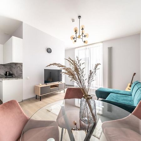 New Comfortable 2 Bedroom Cottage W/Big Terrace Jūrkalne Exterior foto